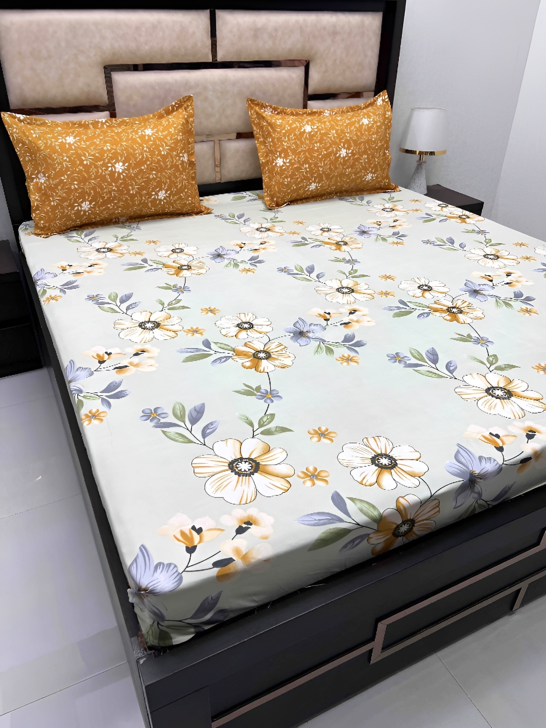 

Pure Decor Green & Orange Floral Cotton 250 TC King Bedsheet with 2 Pillow Covers
