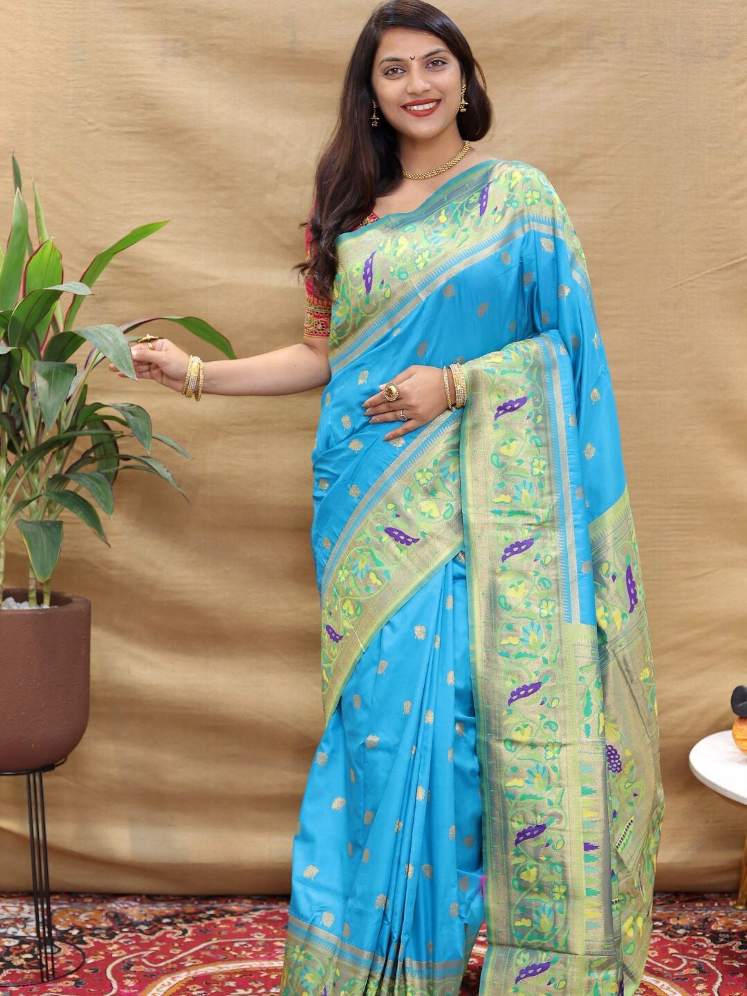 

SGF11 Women Woven Design Zari Art Silk Heavy Work Kanjeevaram Saree, Blue