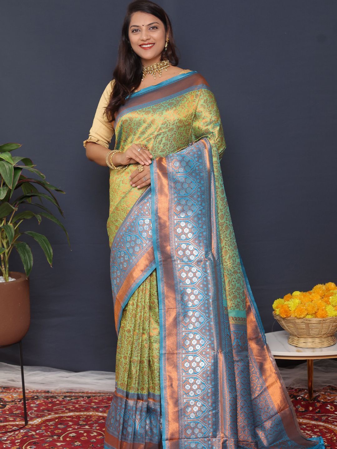 

SGF11 Woven Design Zari Art Silk Heavy Work Kanjeevaram Saree, Green