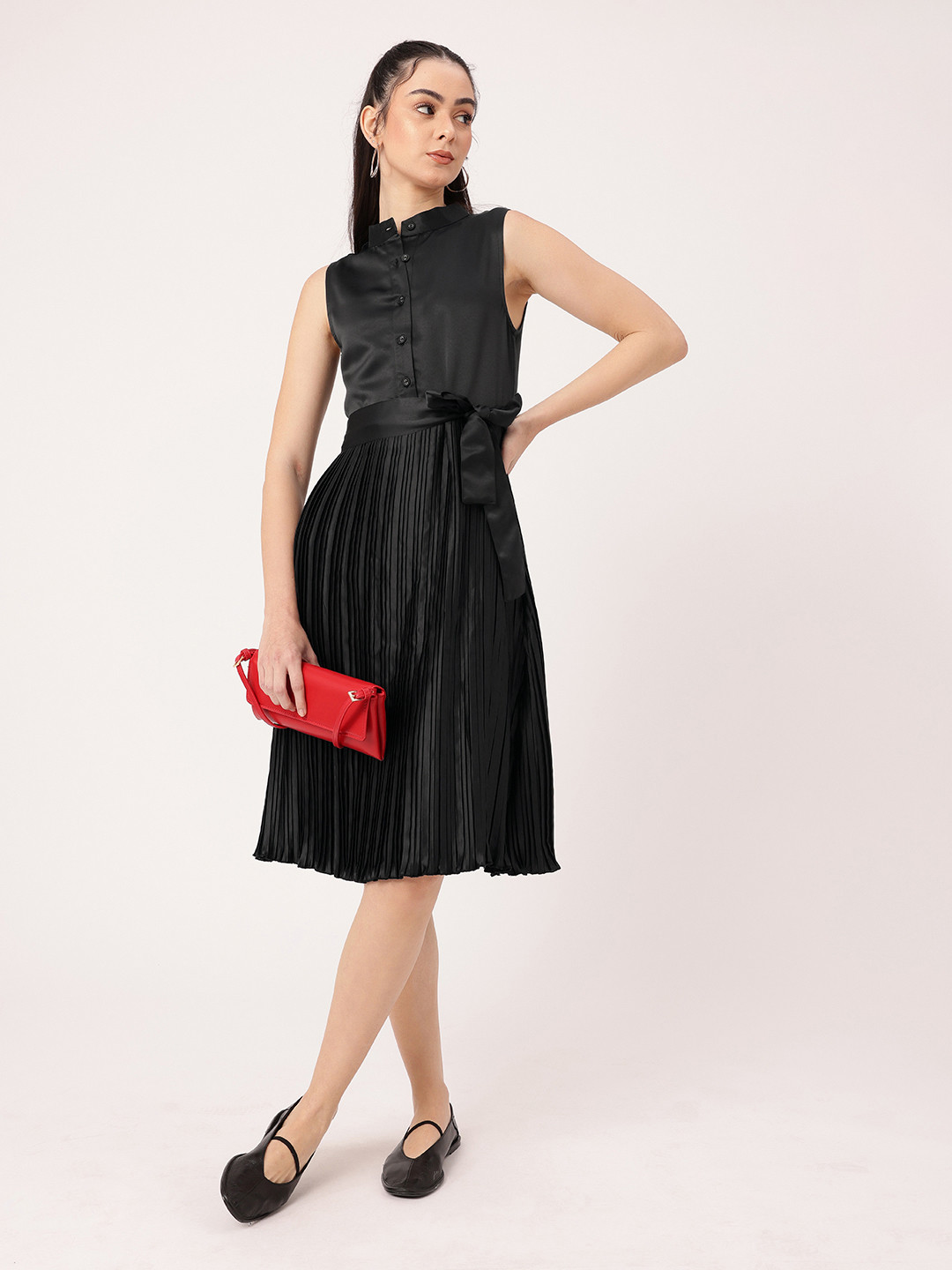 

DressBerry Satin Sophistication Accordion Pleated Bow Detailed A-line Dress, Black