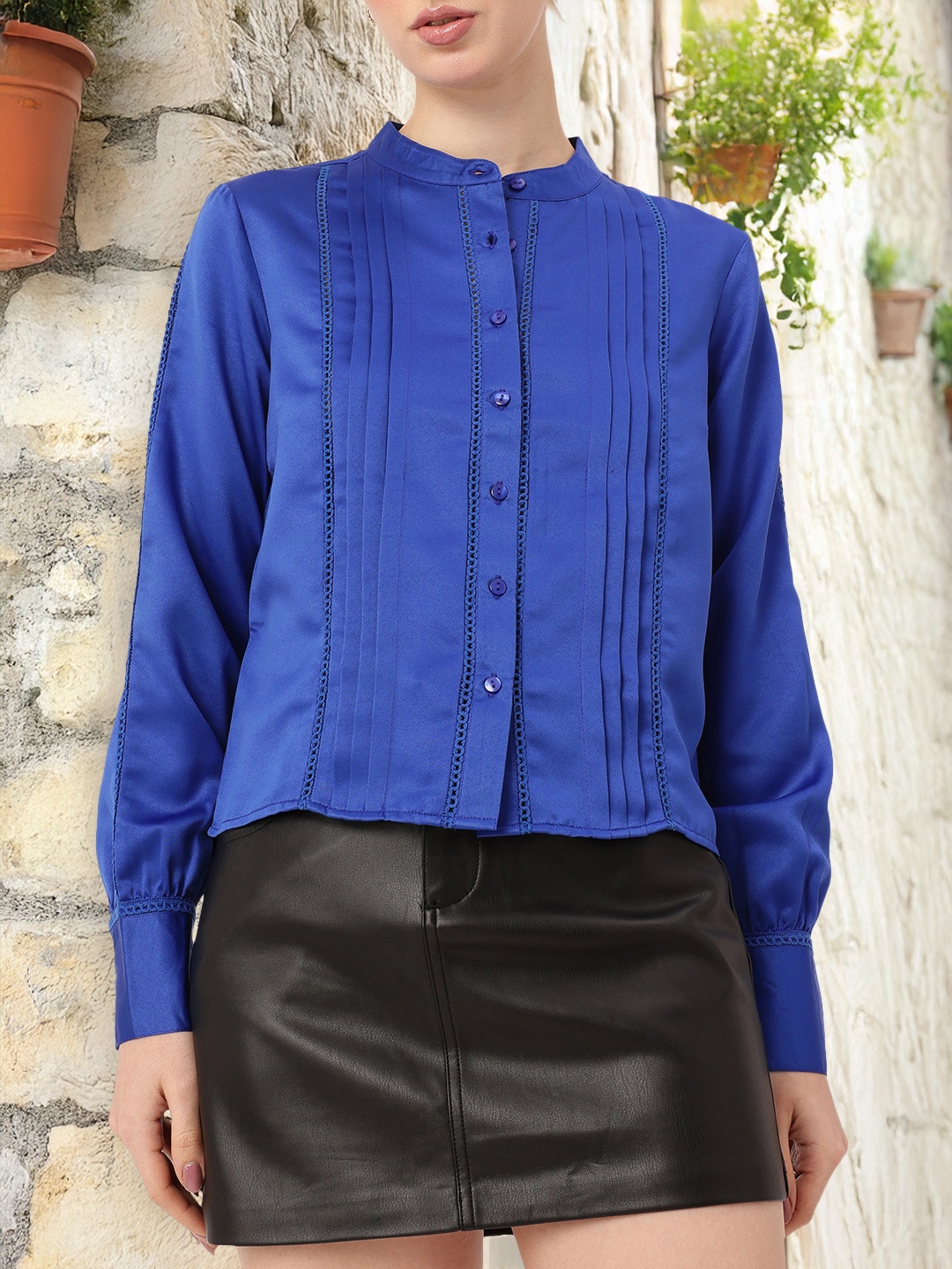 

DressBerry Cute Femi Satin Sensuality Lace Detailed Pleated Shirt, Blue