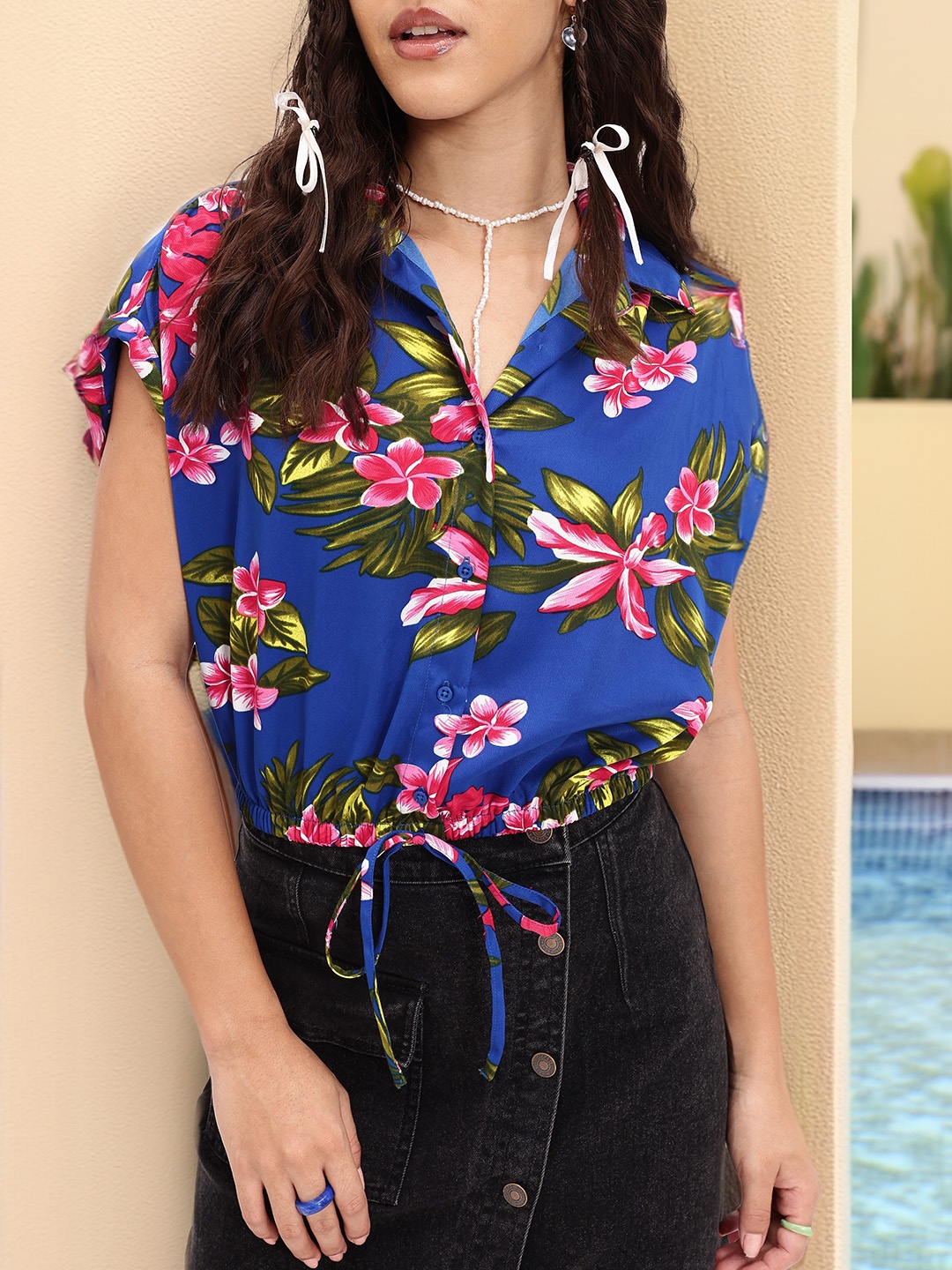 

DressBerry Bouquet of Style Floral Printed Boxy Shirt Style Crop Top, Blue