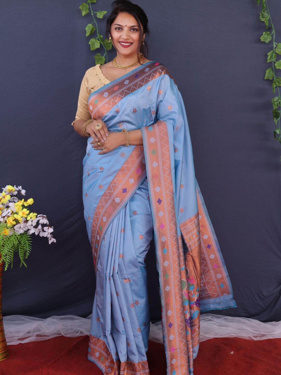 

SGF11 Woven Design Zari Art Silk Kanjeevaram Saree, Blue