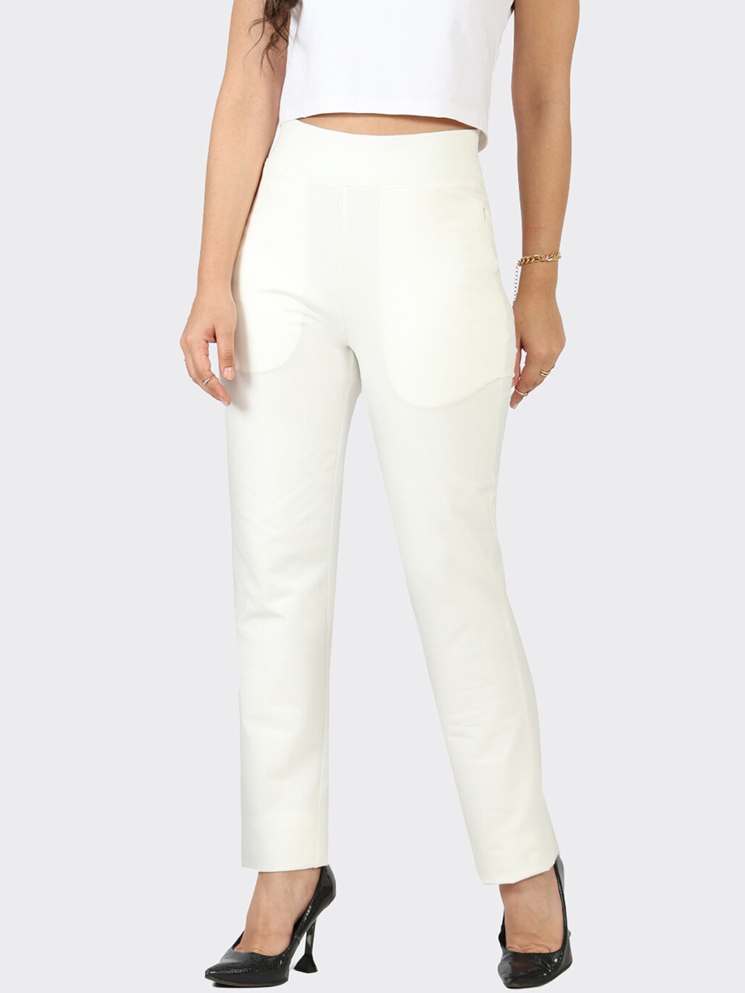 

Blissclub Women Relaxed Straight Leg Fit High-Rise Trouser, White