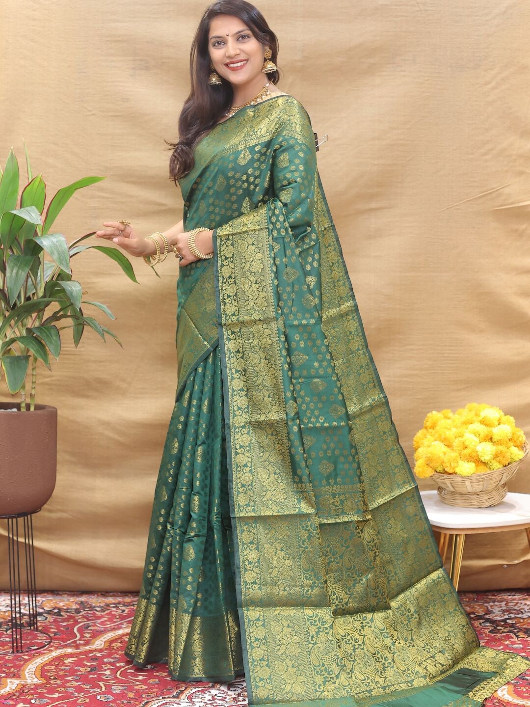 

SGF11 Woven Design Zari Art Silk Kanjeevaram Saree, Green