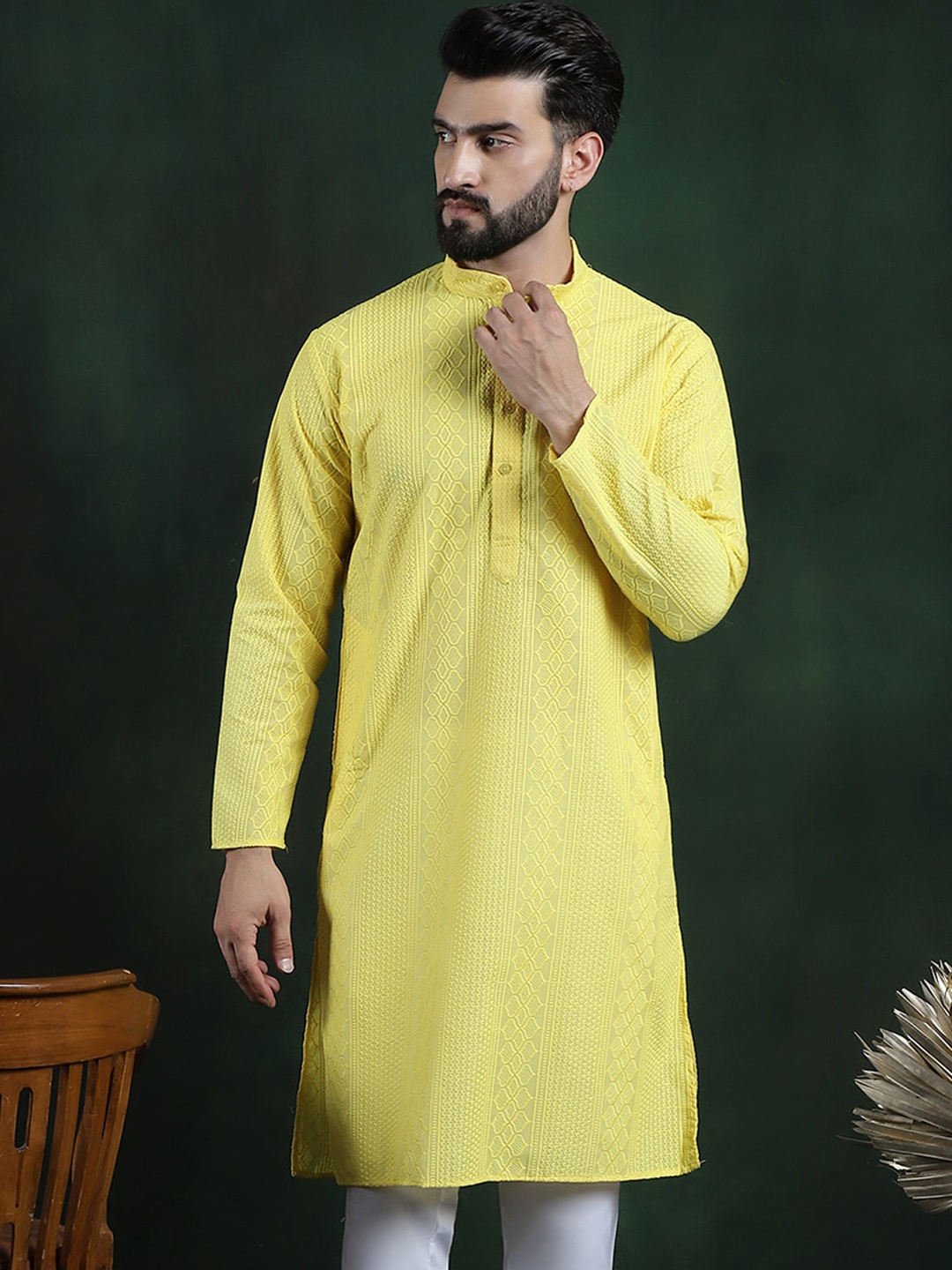 

SOJANYA Ethnic Motifs Embroidered Mandarin Collar Thread Work Cotton Straight Kurta, Yellow