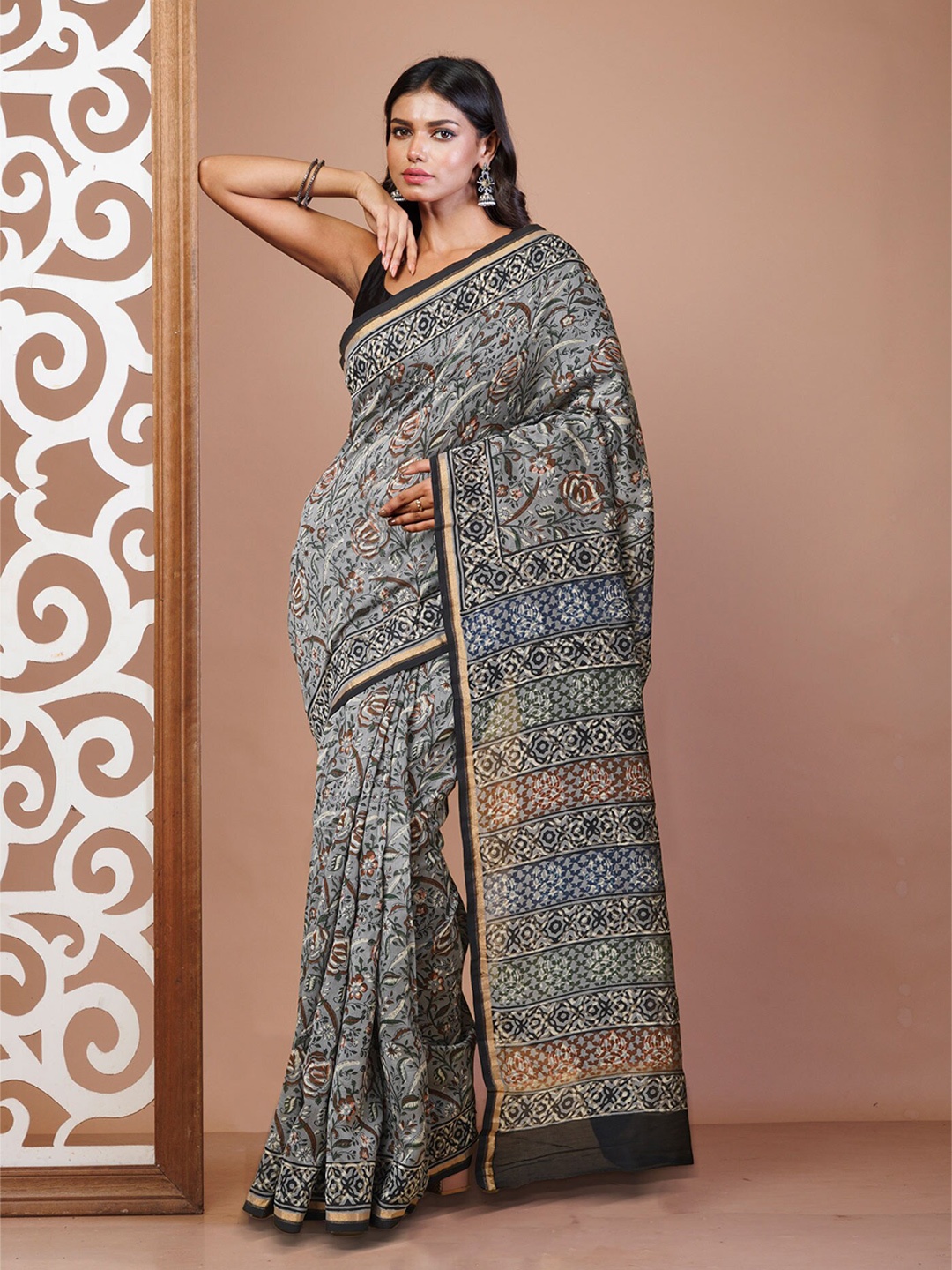 

Unnati Silks Kalamkari Zari Silk Cotton Chanderi Saree, Grey