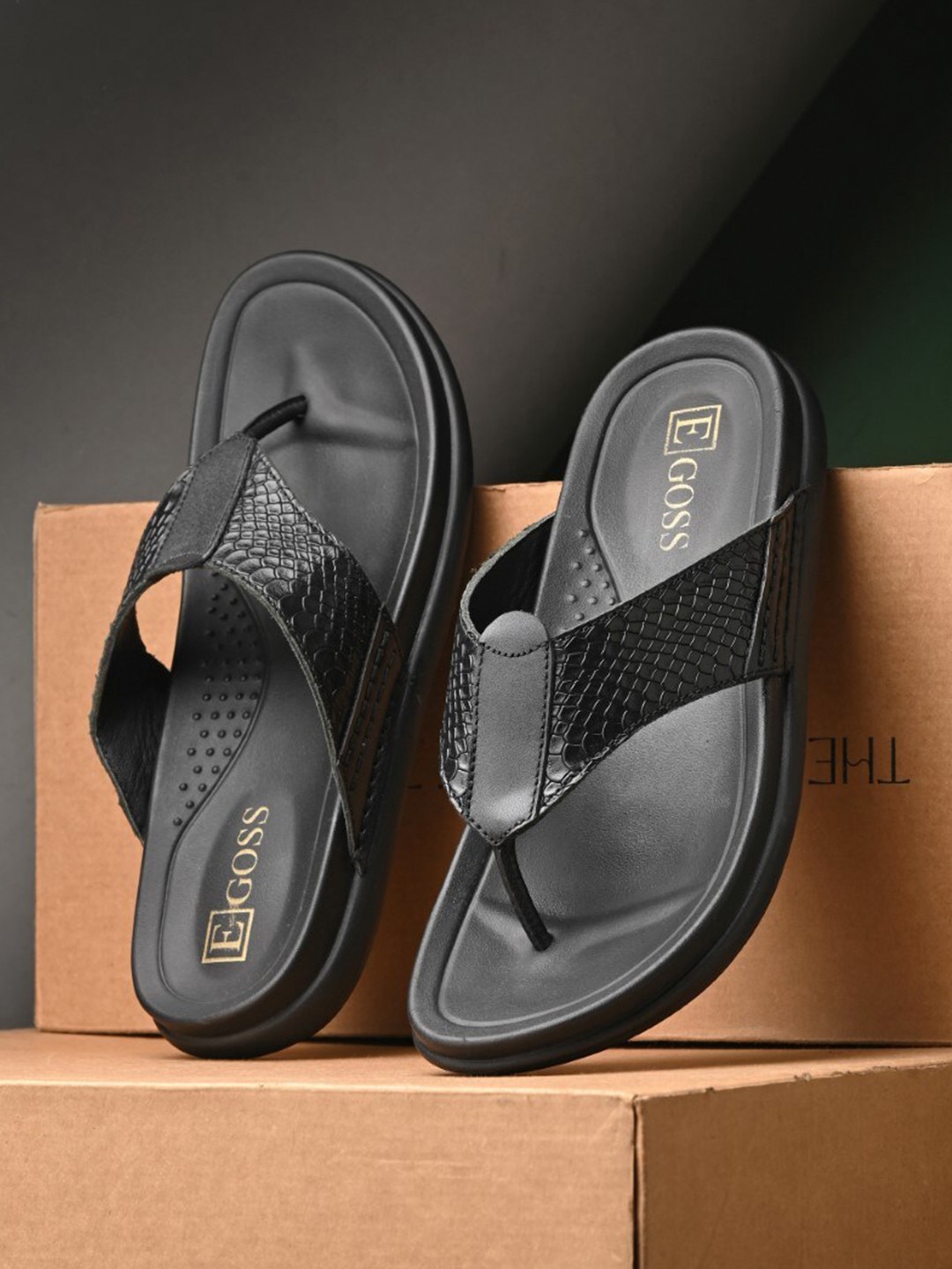 

Egoss Men Self Design Thong Flip-Flops, Black