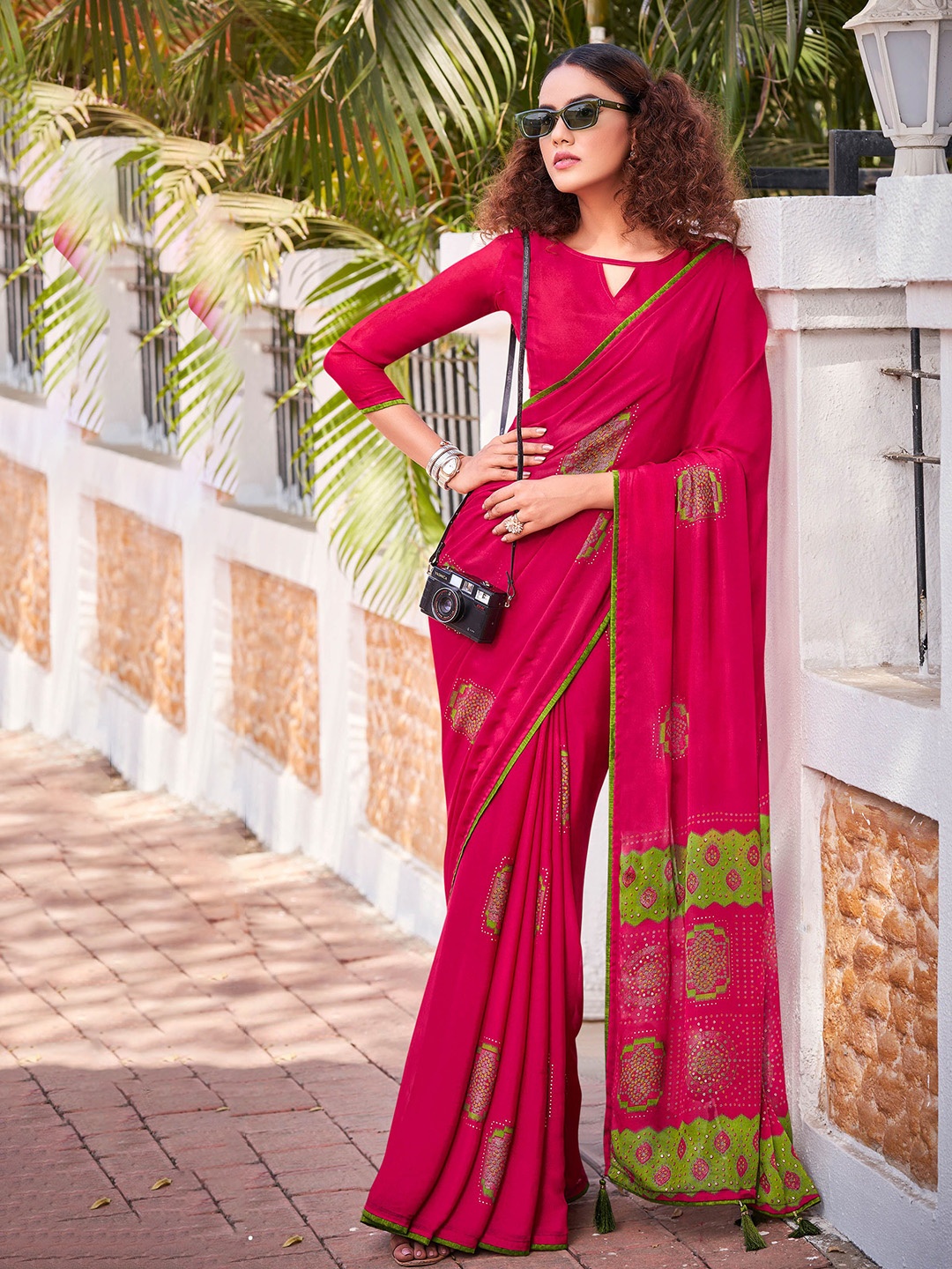 

Mitera Bandhani Beads and Stones Poly Chiffon Saree With Blouse Piece, Pink