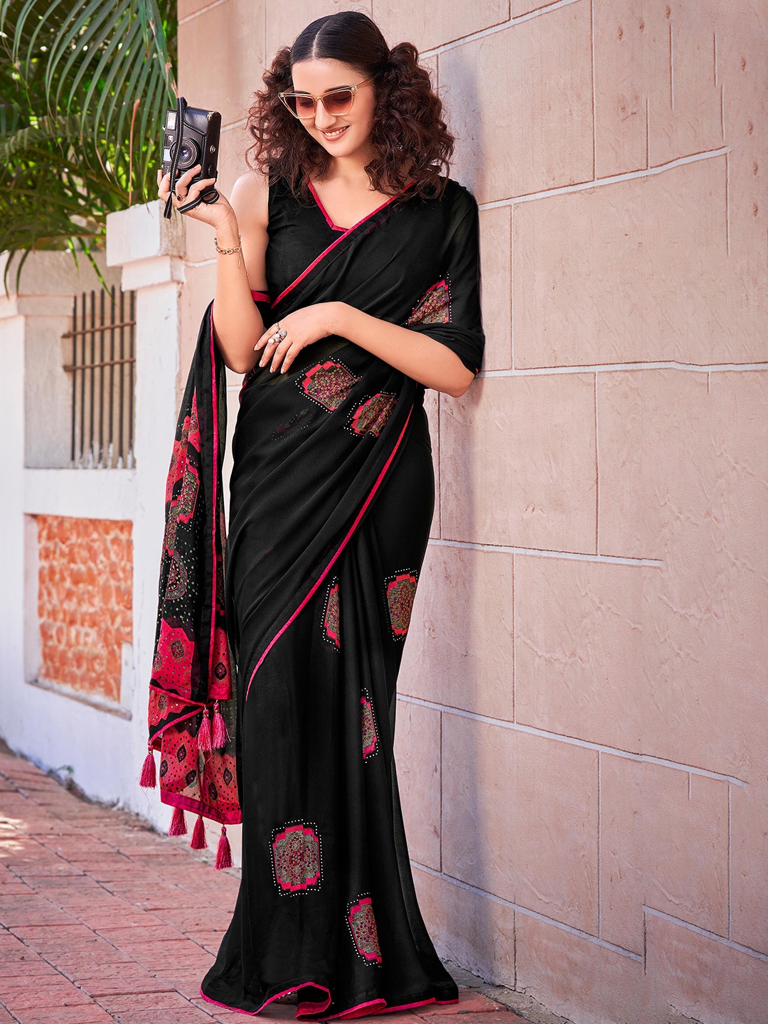 

Mitera Embellished Poly Chiffon Saree, Black