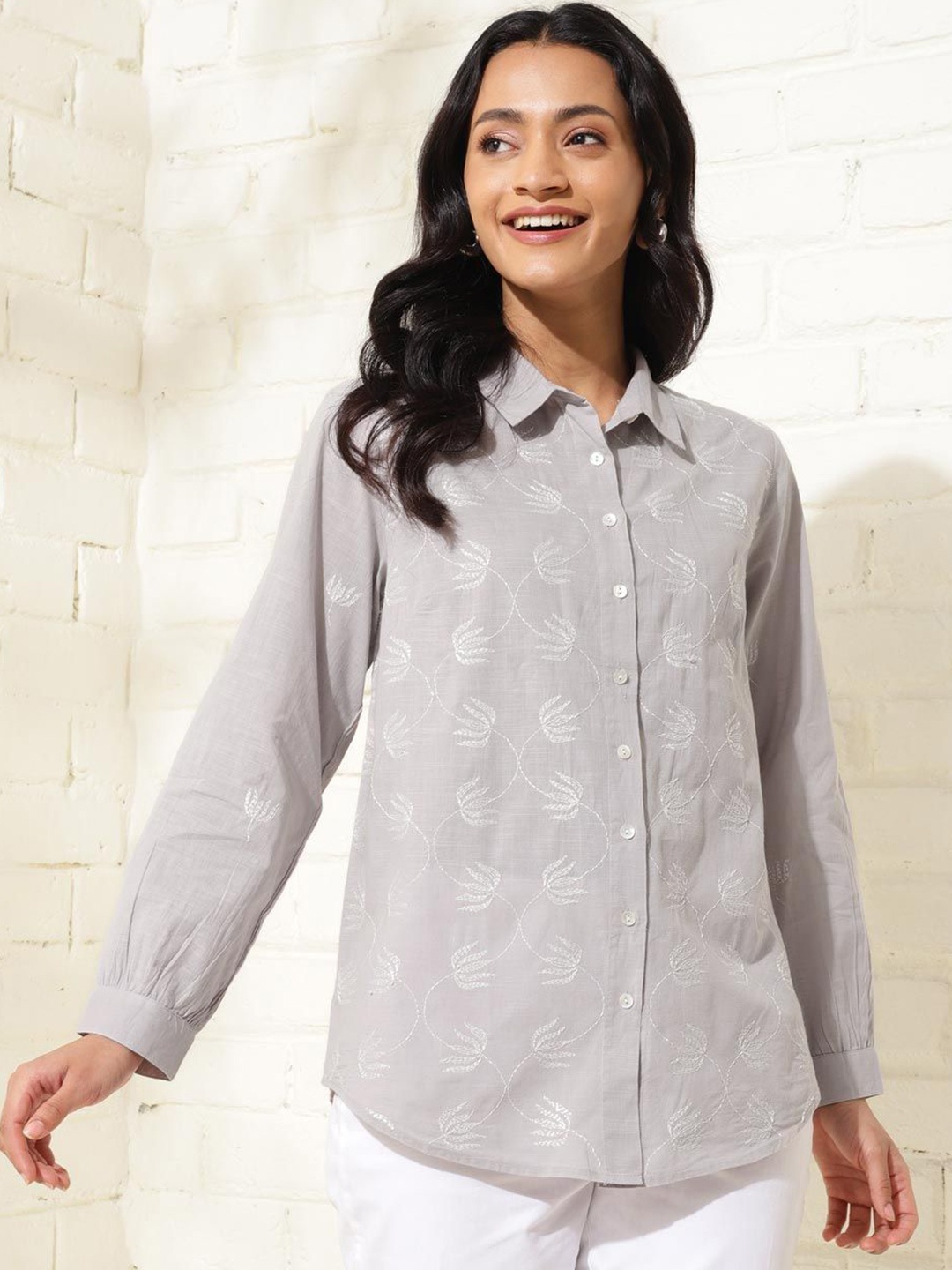 

Fabindia Floral Printed Spread Collar Cotton Shirt, Grey