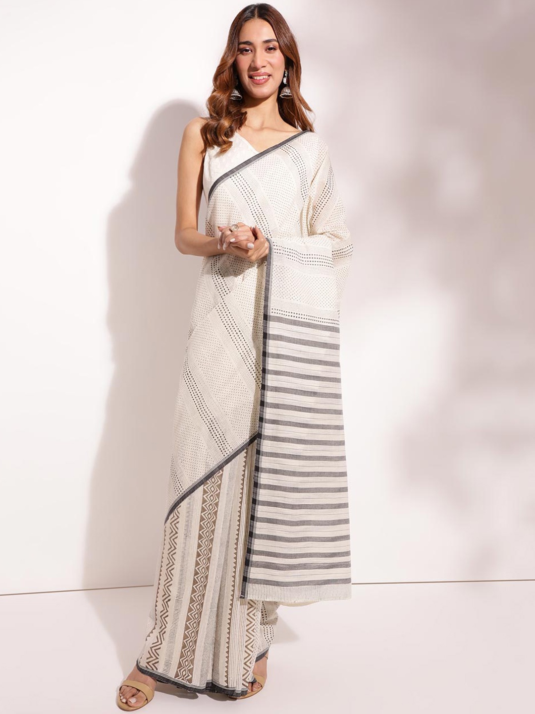 

Fabindia Striped Pure Cotton Saree, Black