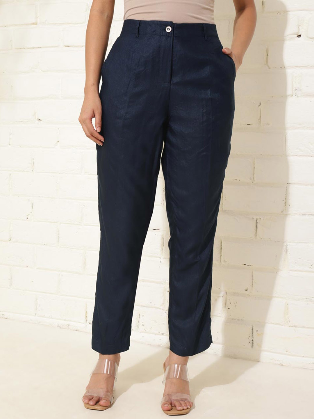 

Fabindia Women Mid Rise Slim Fit Trouser, Navy blue