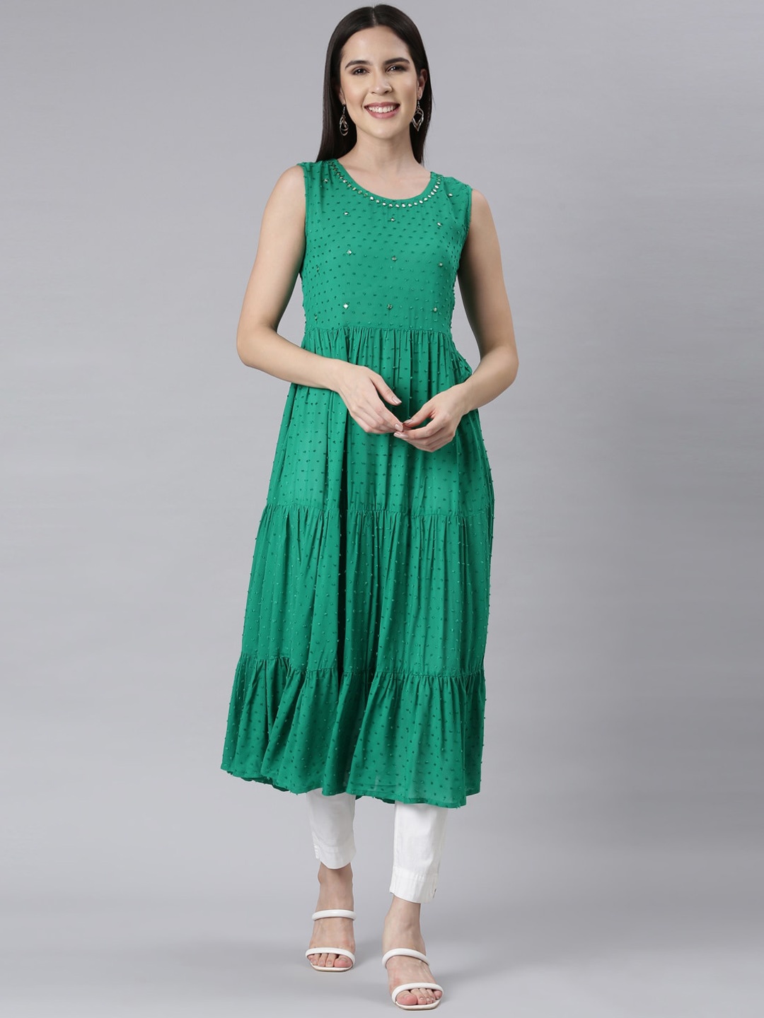 

Neerus Thread Work Sleeveless Round Neck Cotton Anarkali Kurta, Green