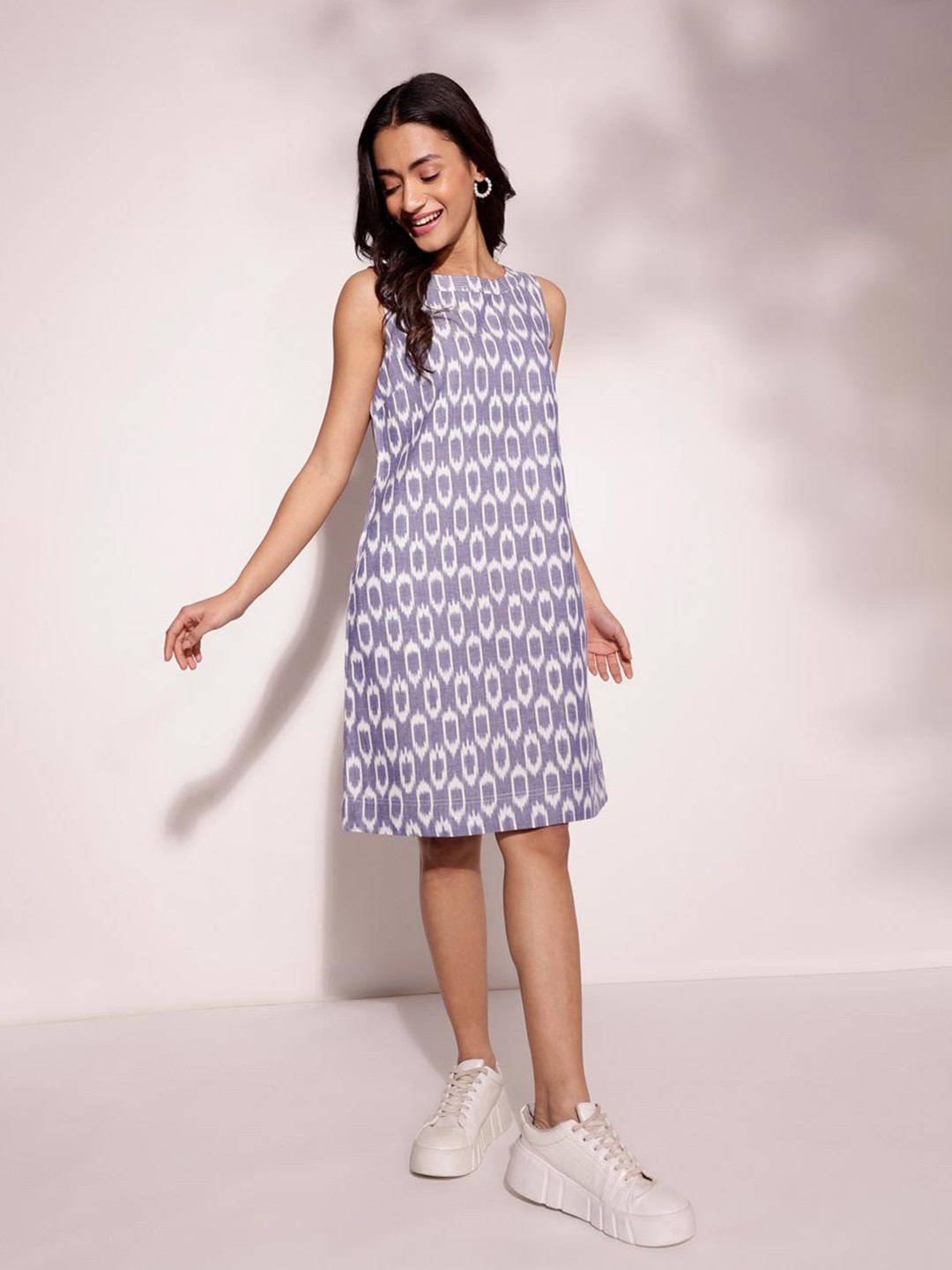 

Fabindia Geometric Printed Boat Neck Cotton Sleeveless A-Line Dress, White