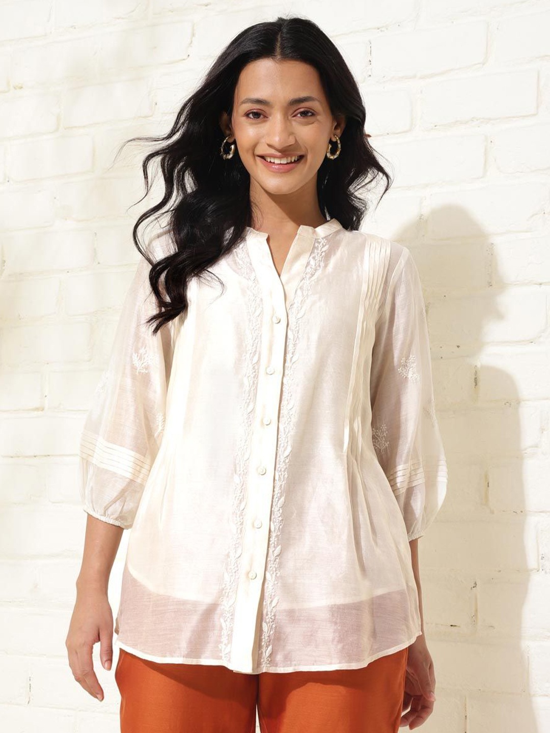 

Fabindia Mandarin Collar Embroidered 2Piece Tunic, Cream