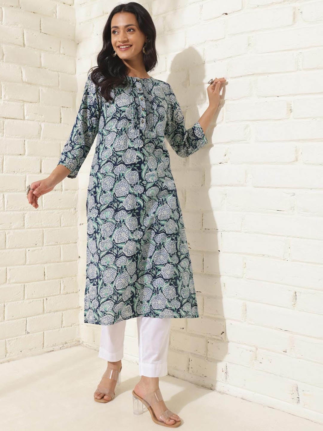 Fabindia Floral Printed Round neck Cotton Straight Kurta, Blue