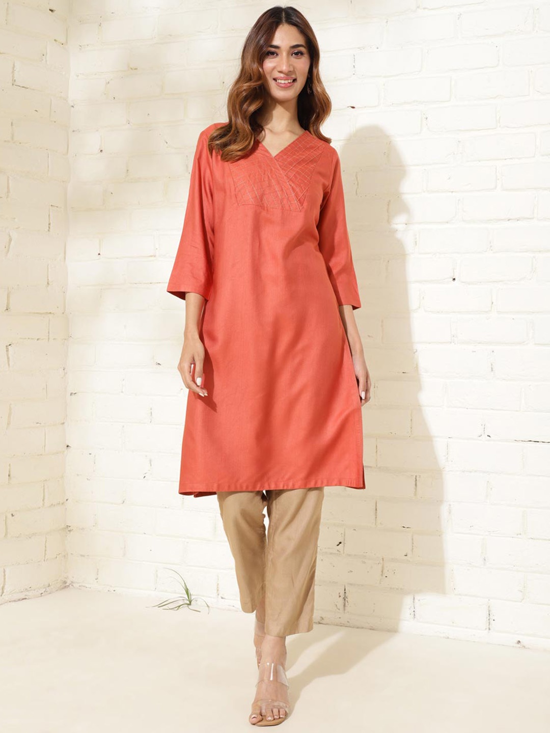 

Fabindia Embroidered V-Neck Three-Quarter Sleeves Kurta, Rust