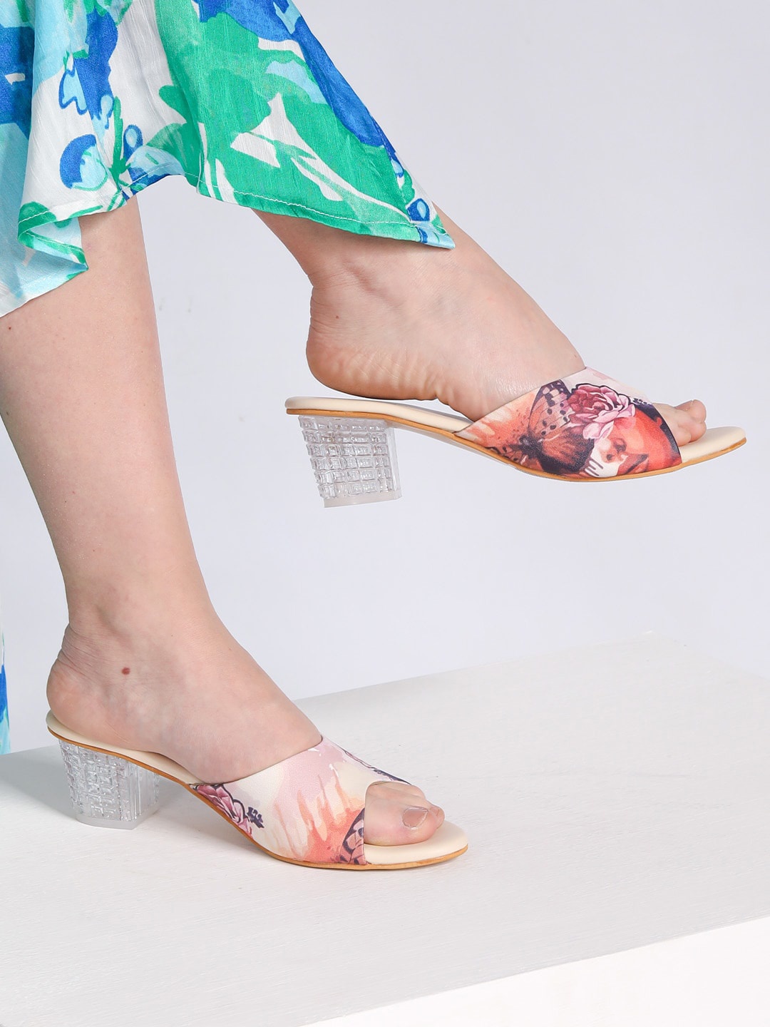 

Shezone Printed Block Heel Sandal, Cream