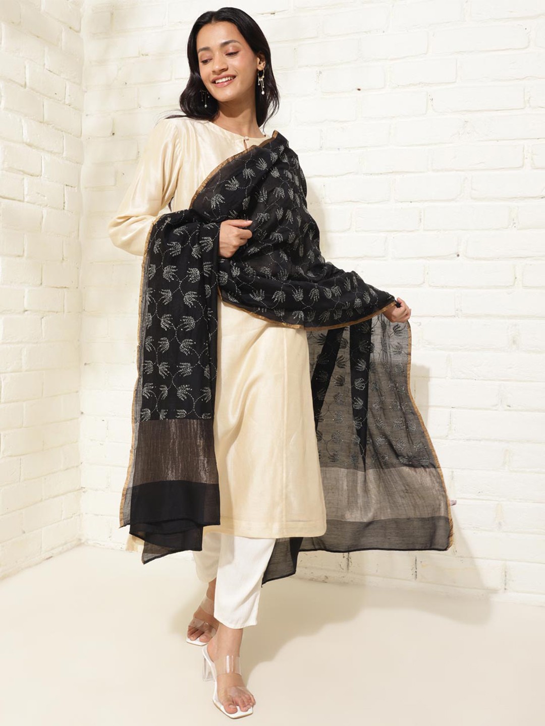 

Fabindia Ethnic Motifs Chikankari Embroidered Dupatta, Black