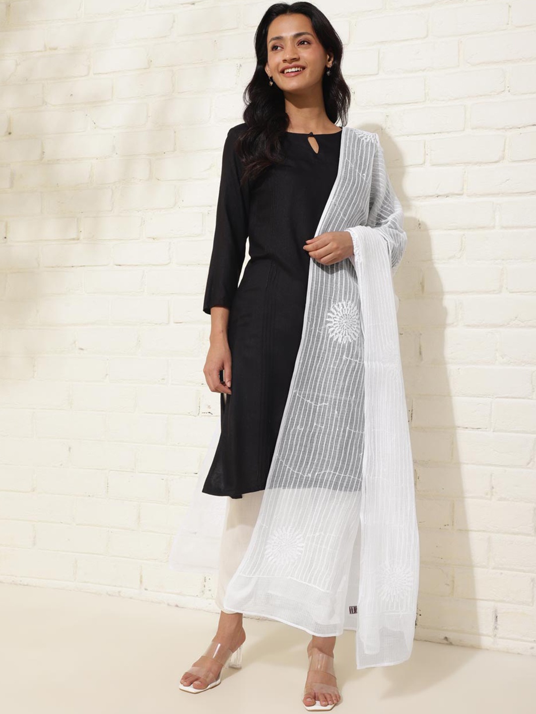 

Fabindia Ethnic Motifs Embroidered Dupatta with Thread Work, White