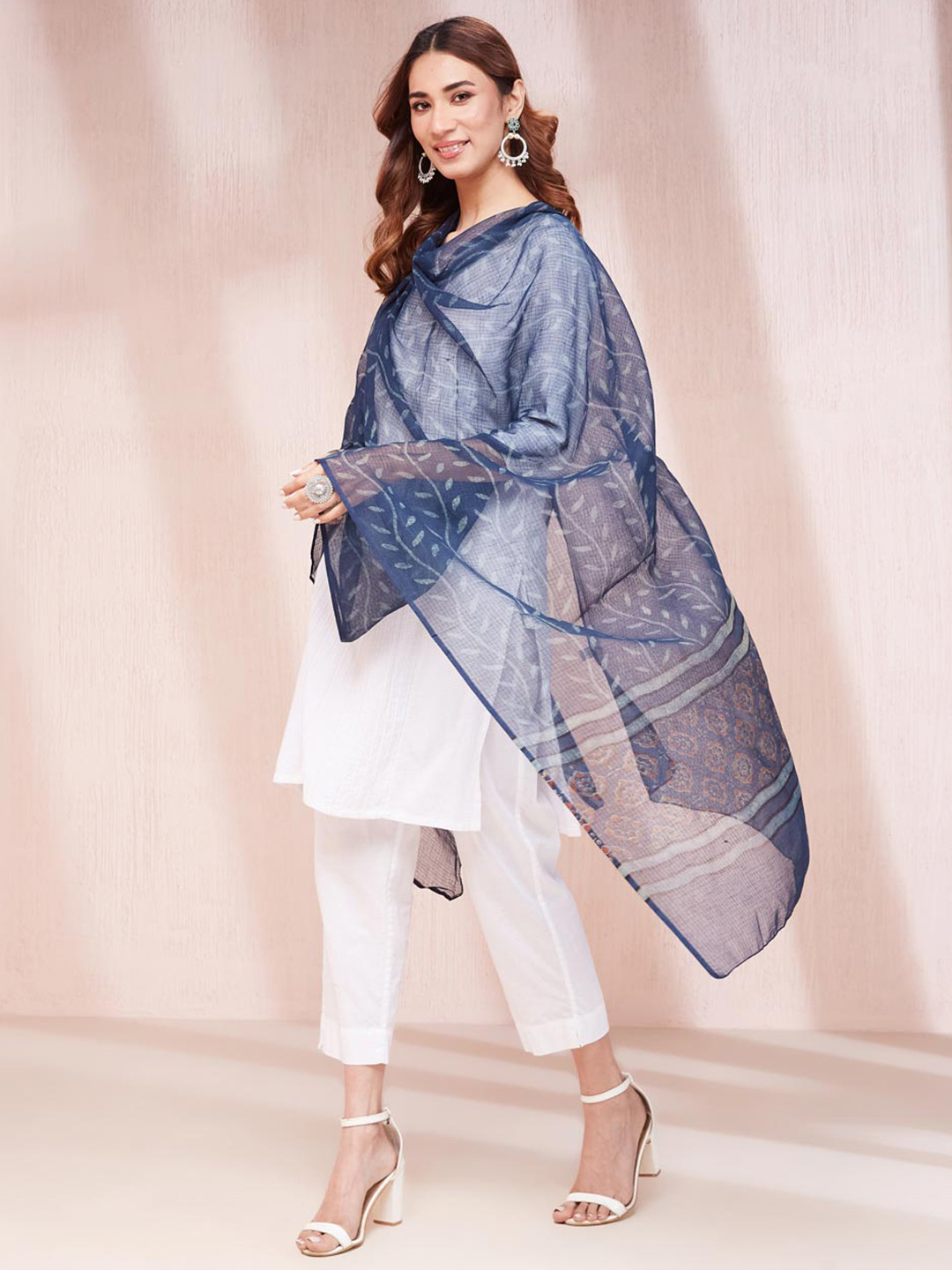

Fabindia Indigo Cotton Silk Blend Dabu Printed Dupatta, Blue
