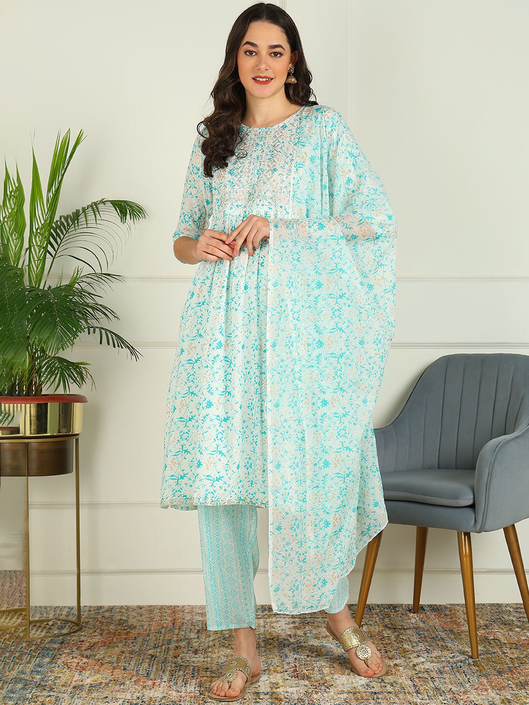 

Anouk Green Floral Printed Sequinned A-Line Kurta with Trousers & Dupatta