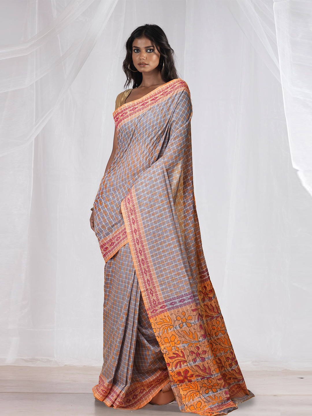 

Unnati Silks Checked Pure Cotton Mangalagiri Saree, Grey