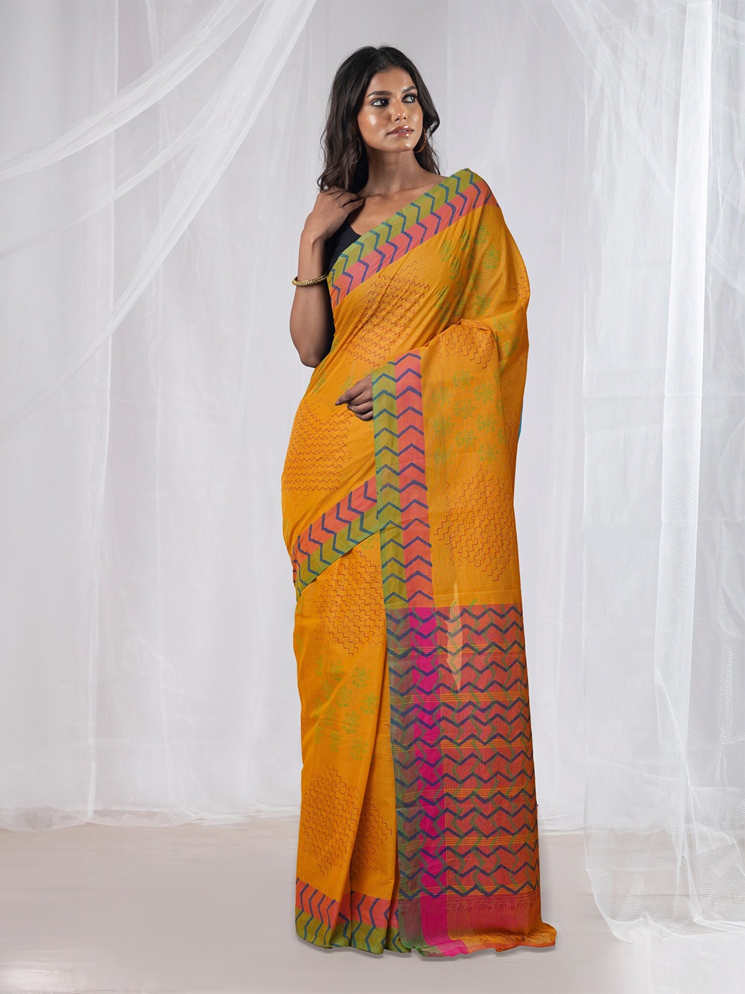 

Unnati Silks Ethnic Motifs Pure Cotton Handloom Mangalagiri Saree, Yellow