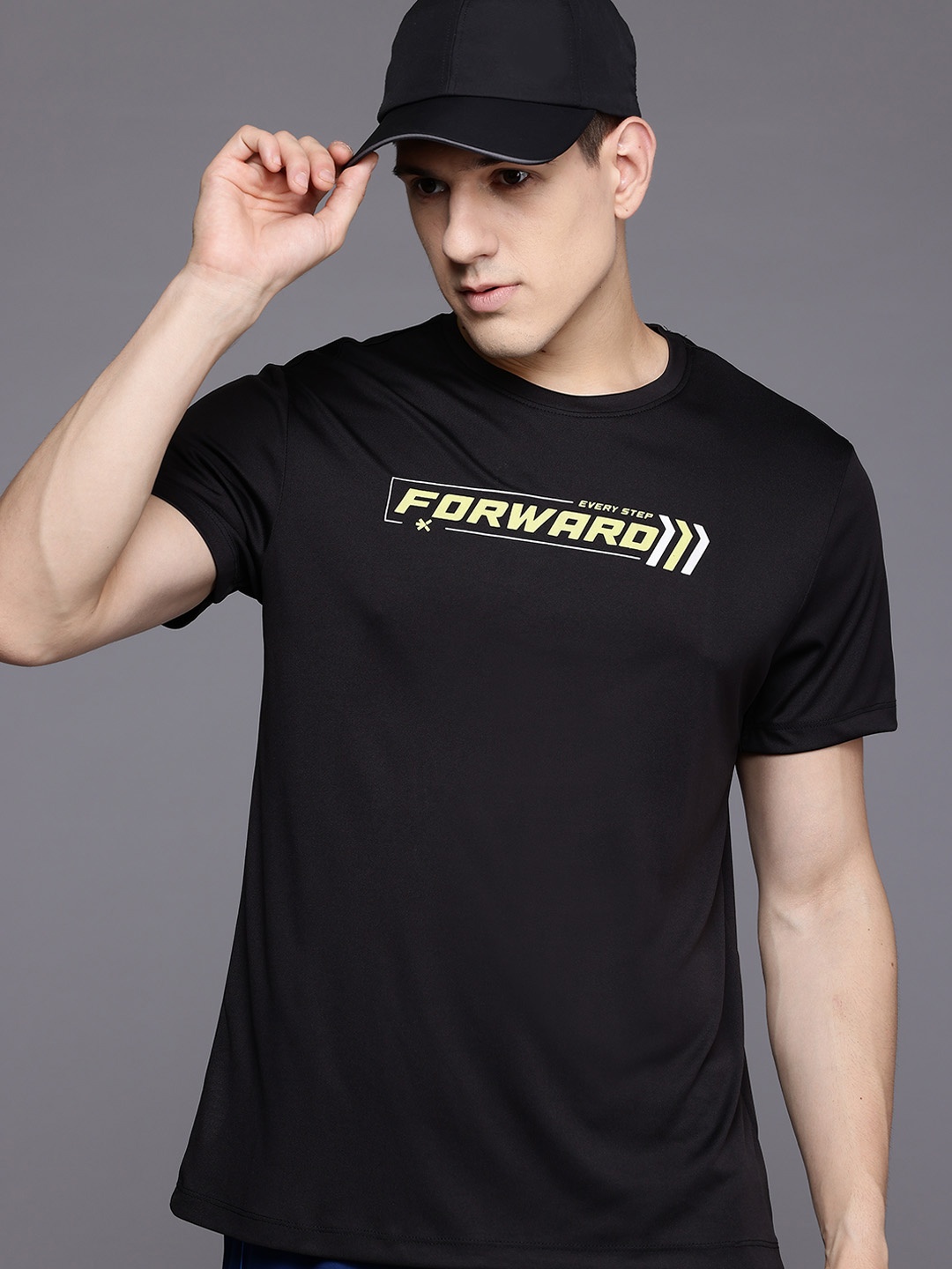 

HRX by Hrithik Roshan Printed Rapid-Dry Running T-shirt, Black