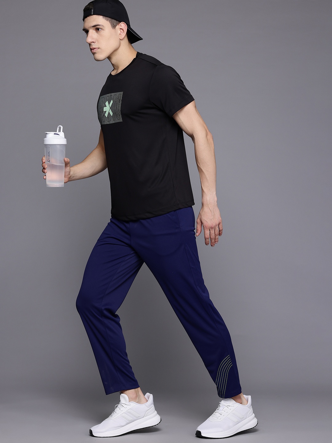 

HRX by Hrithik Roshan Printed Rapid-Dry Running T-shirt, Black