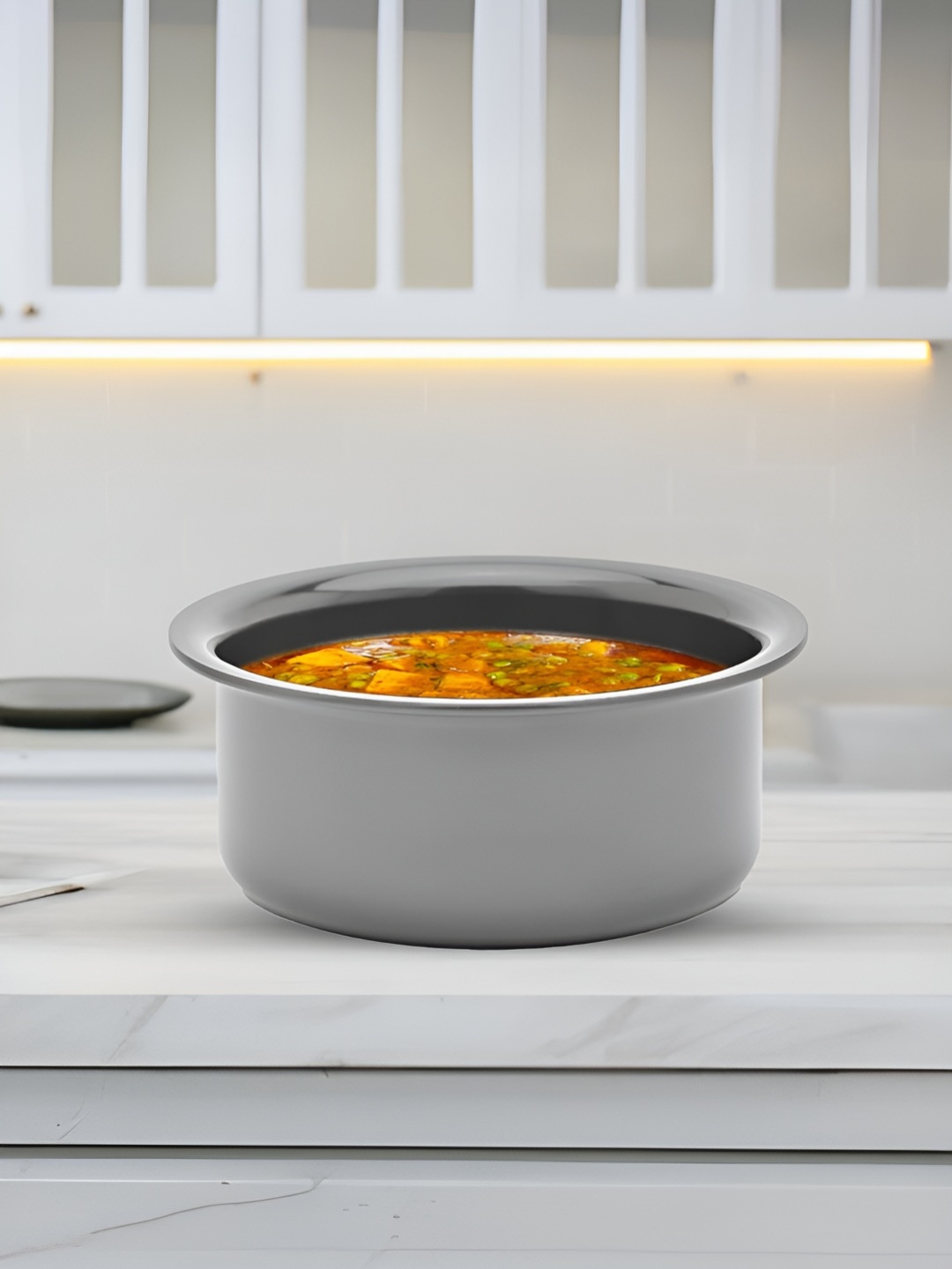 

Savya Home Silver Toned Hard Anodized Aluminium Non Stick Tope -3 L