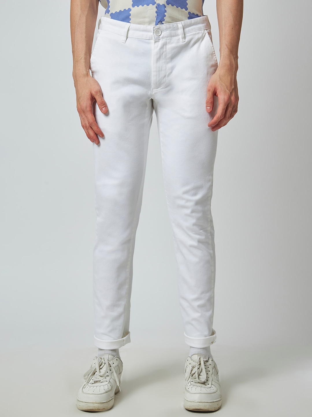 

MyDesignation Men Tapered Fit Mid-Rise Trouser, White