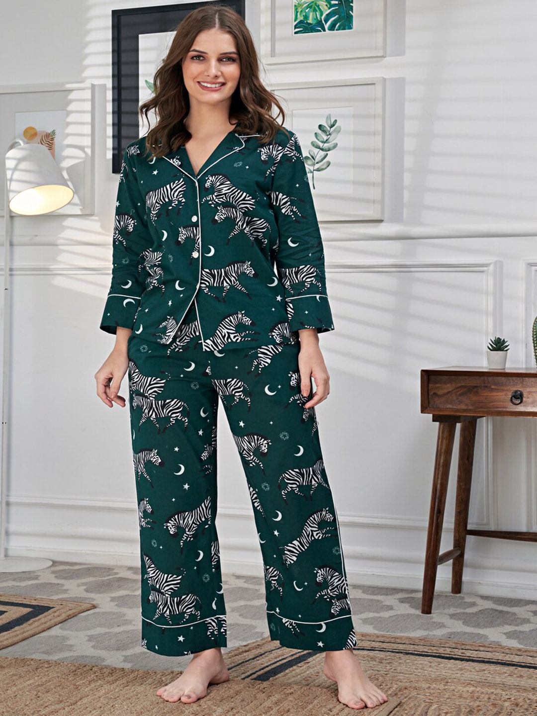

Ezme Studio Women Pure Cotton Animal Printed Night suit, Green