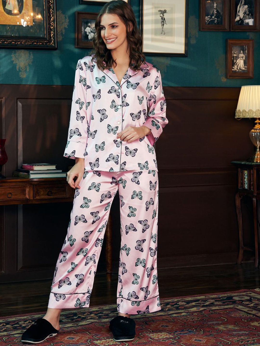 

Ezme Studio Women Printed Night suit, Pink