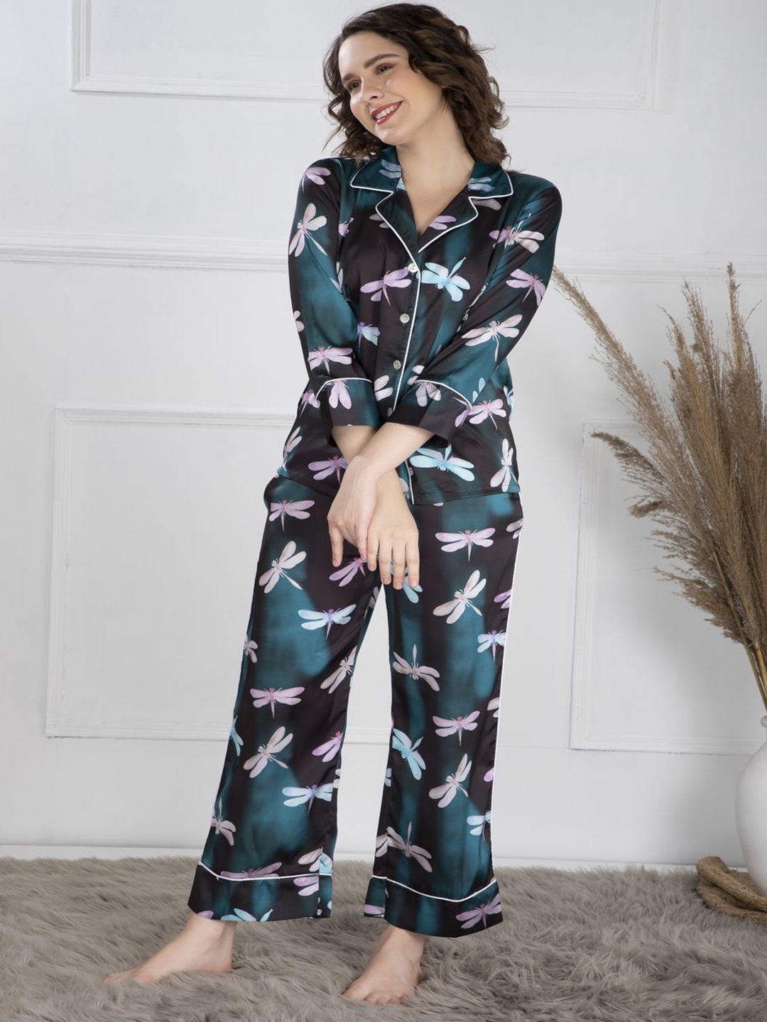 

Ezme Studio Women Printed Night suit, Blue