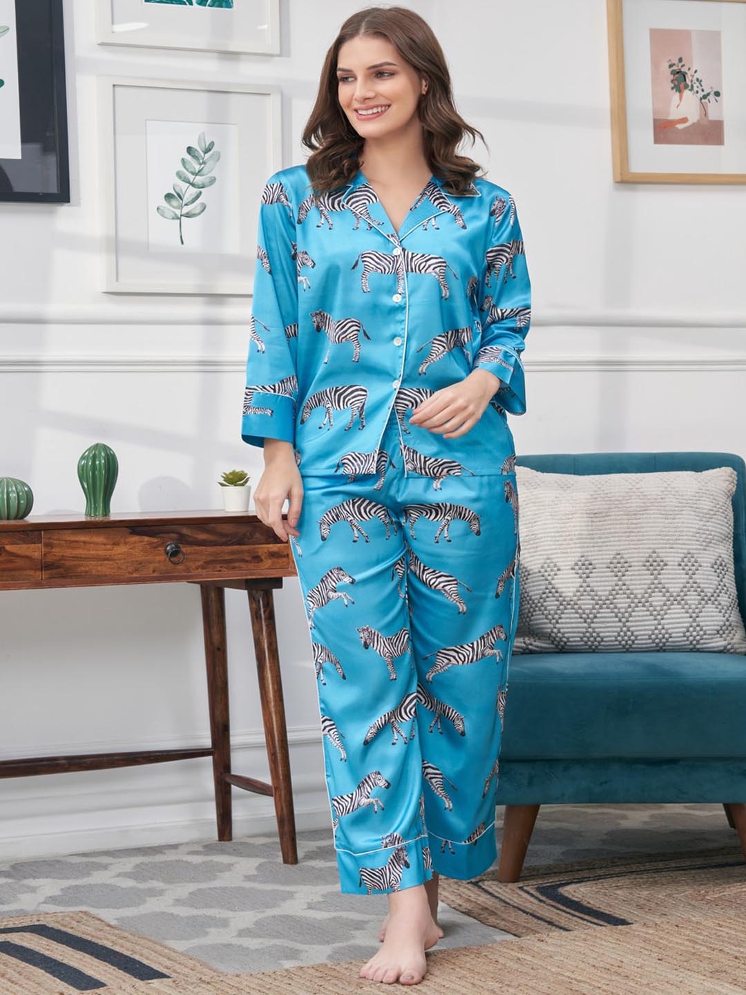

Ezme Studio Women Printed Night suit, Blue