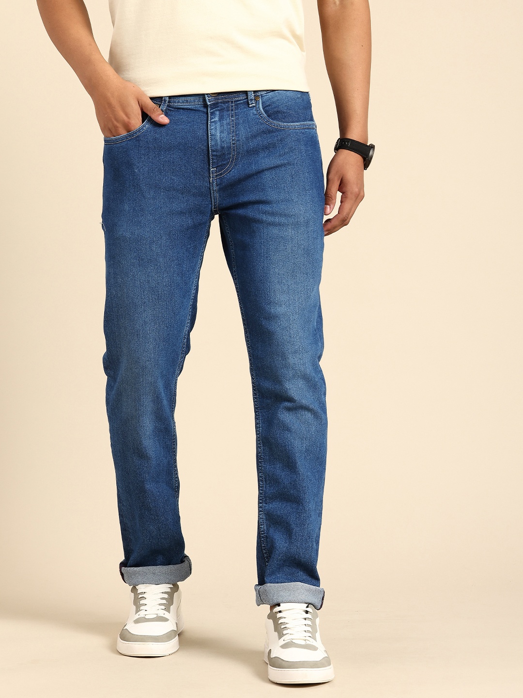 

Being Human Men Slim Fit Light Fade Stretchable Jeans, Blue