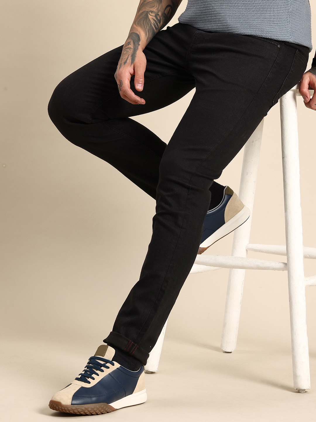 

Being Human Men Slim Fit Stretchable Jeans, Black