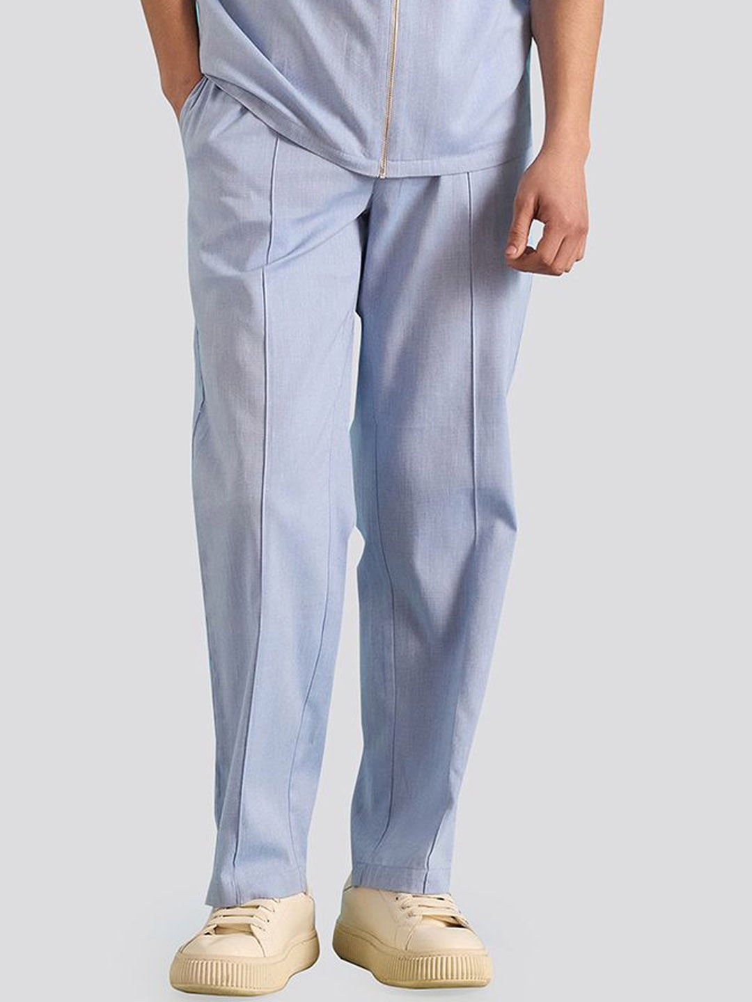 

Muvazo Tuck Regular Fit Cotton Track Pants, Blue