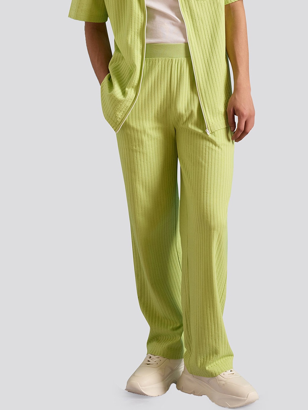 

Muvazo Men Cotton Track Pants, Green