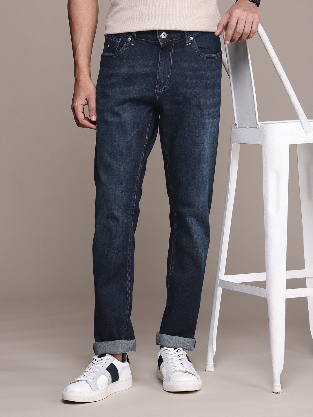 

Nautica Men Slim Fit Light Fade Stretchable Jeans, Navy blue