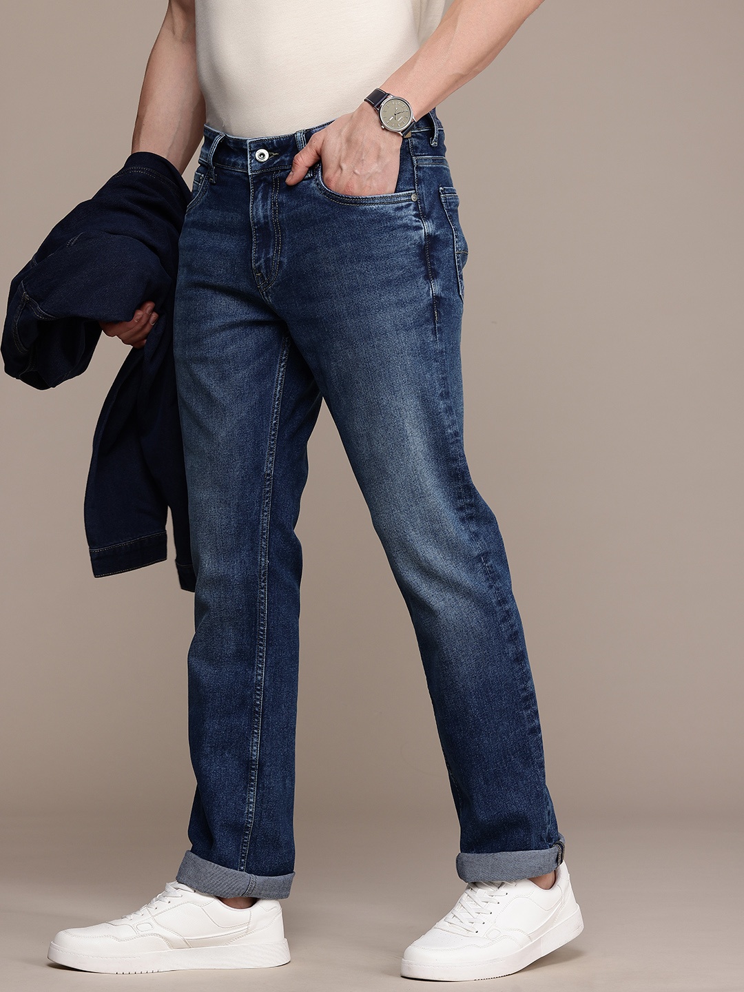 

Nautica Men Straight Fit Heavy Fade Stretchable Jeans, Blue