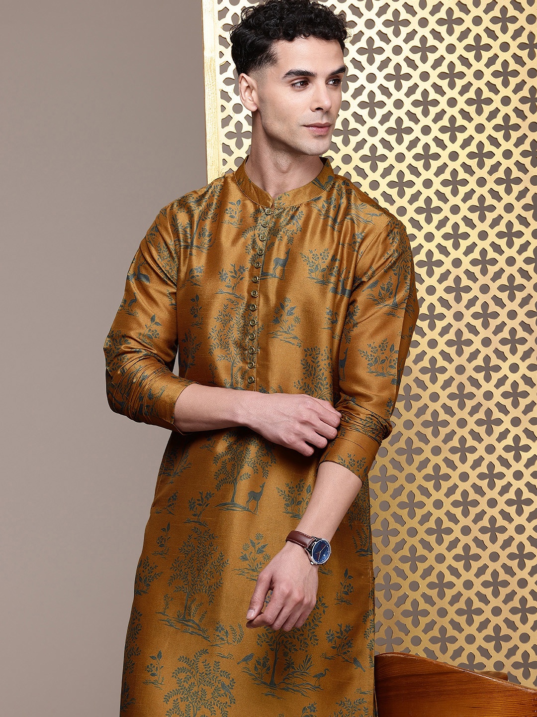 

House of Pataudi Jashn Flora & Fauna Indie Printed Kurta, Mustard