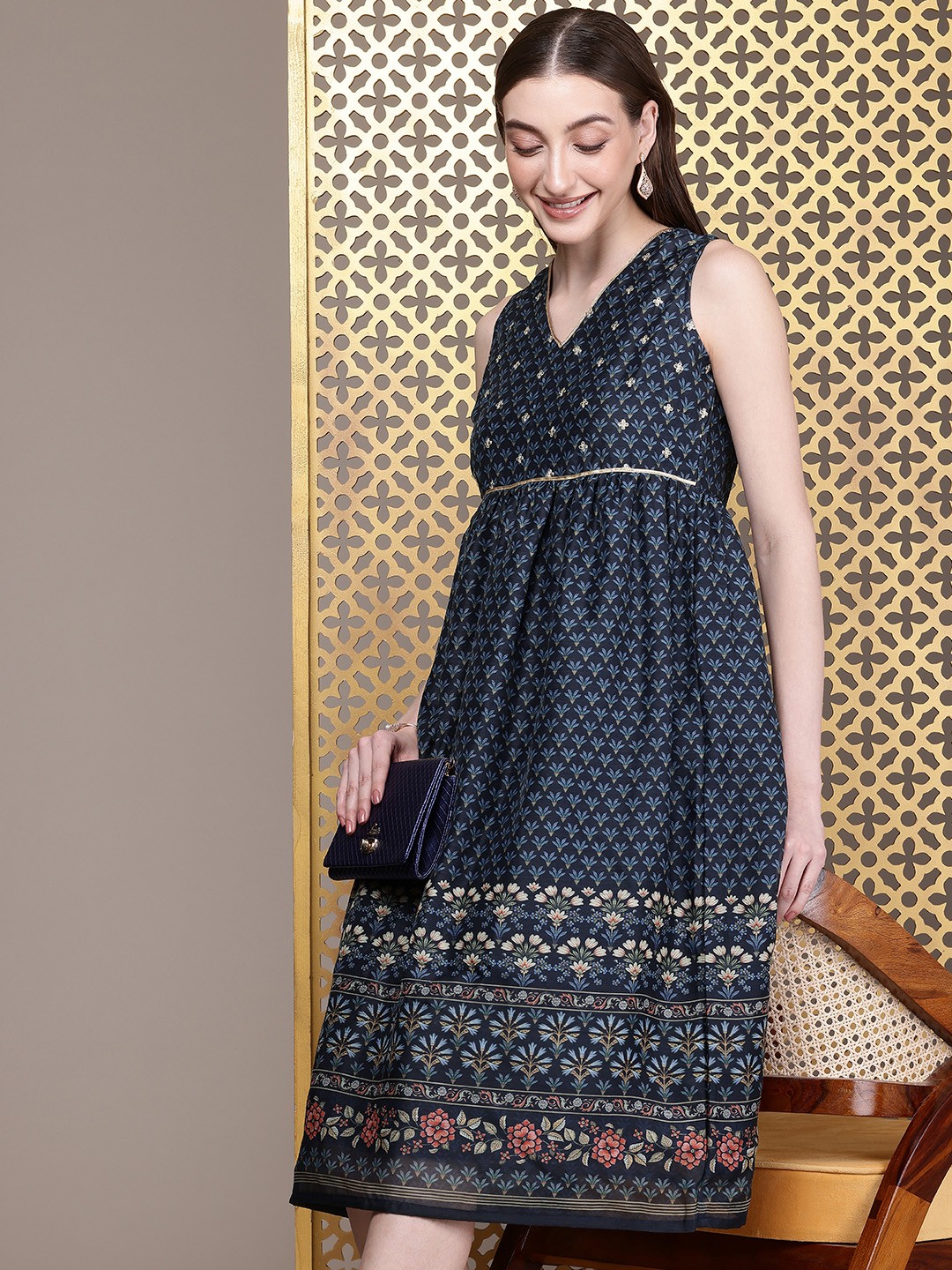 

House of Pataudi Floral Printed Embroidered V-Neck Jashn Ethnic Dress, Navy blue
