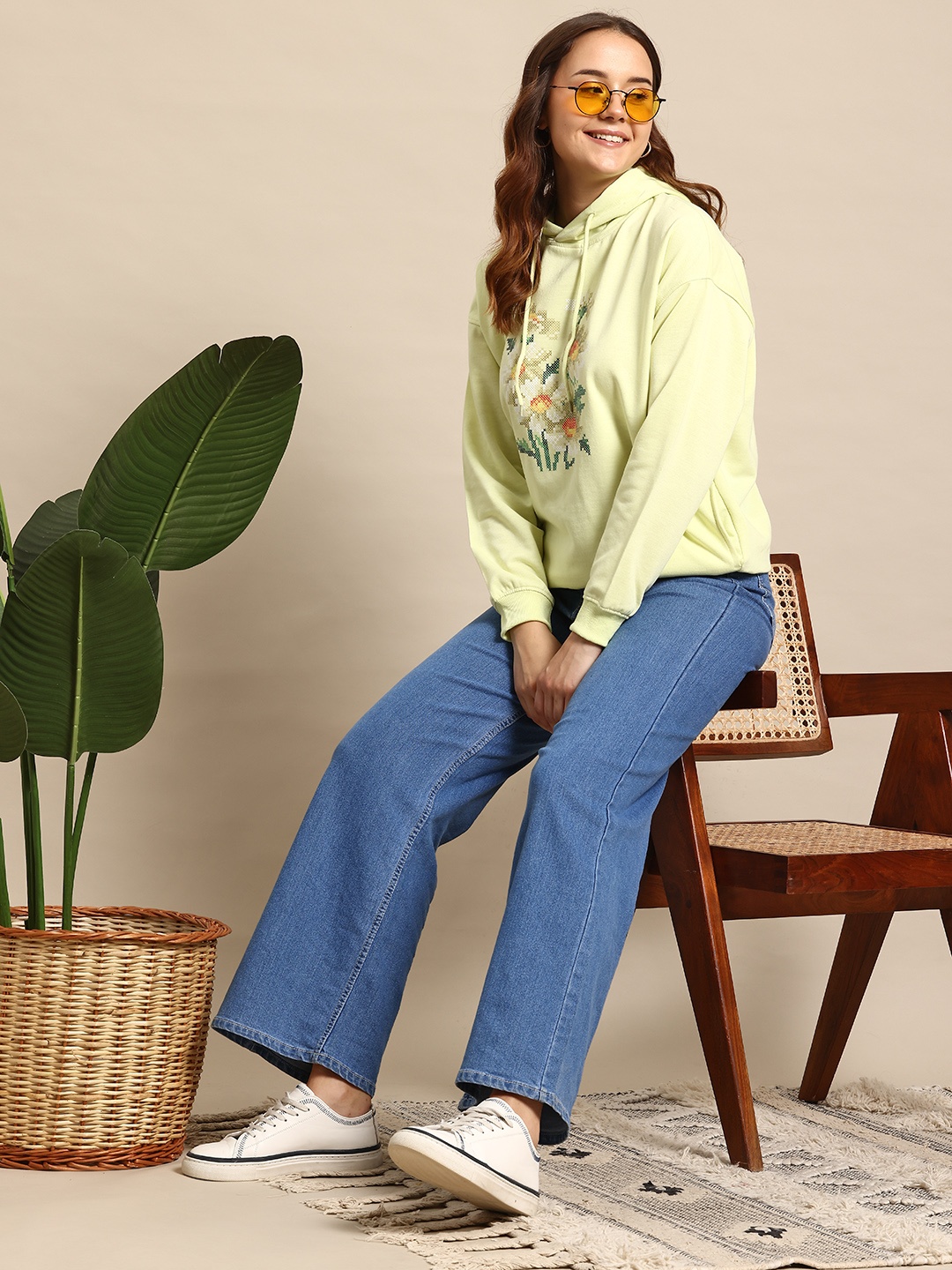 

Mast & Harbour Graphic Print Hooded Sweatshirt, Lime green