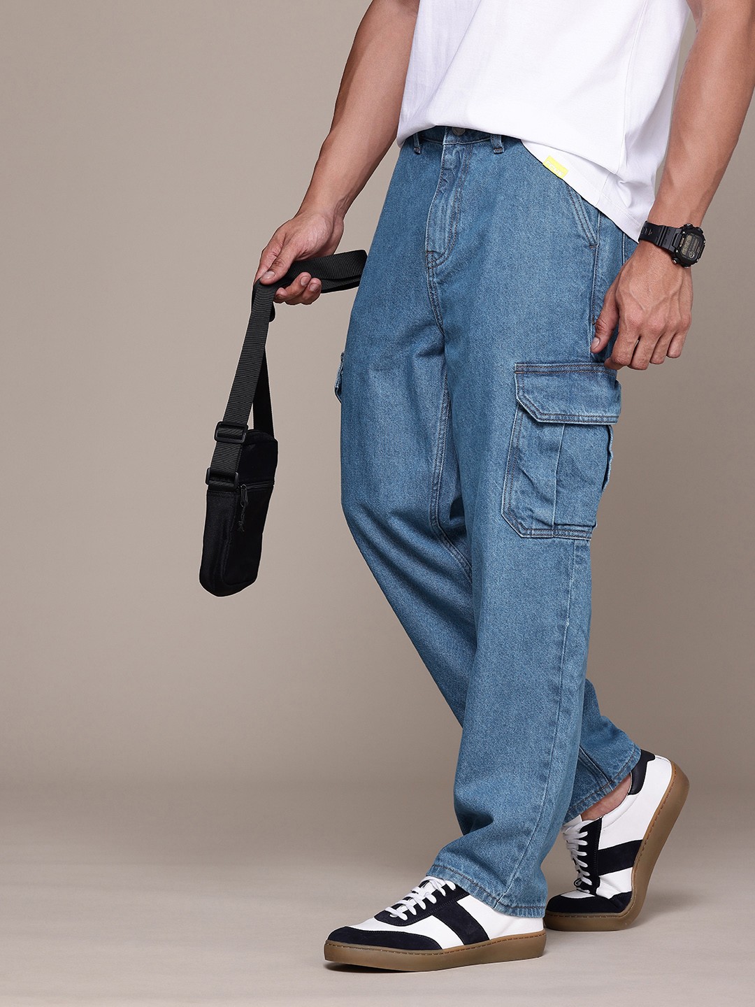 

FCUK Men Pure Cotton Loose Fit Cargo Style Jeans, Blue