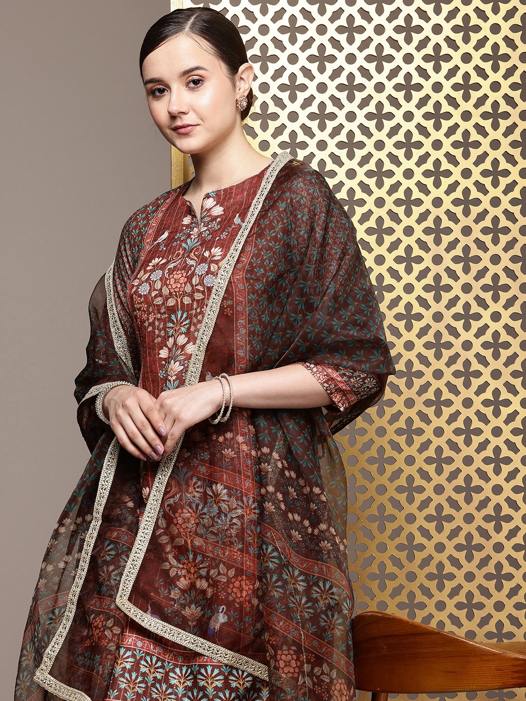 

House of Pataudi Floral Printed Regular Jashn Kurta with Palazzos & Dupatta, Maroon