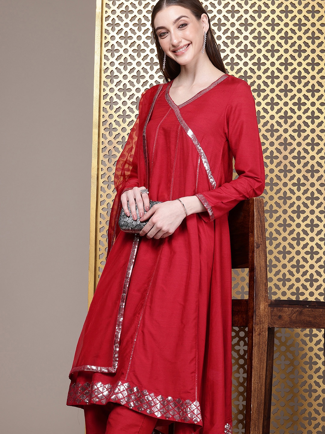 

House of Pataudi Yoke Design V-Neck Sequinned Angrakha Jashn Kurta & Trousers With Dupatta, Red