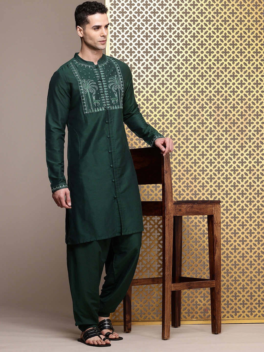 

House of Pataudi Embroidered Yoke Design Regular Jashn Kurta with Salwar, Green